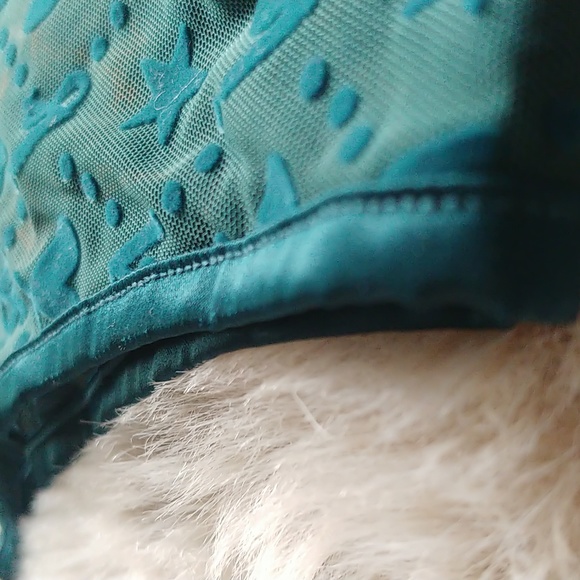 VS Very Sexy Brazilian - Picture 4 of 9